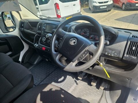 Vauxhall Movano L2H2 F3500 DYNAMIC S/S 7