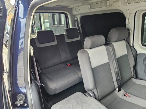 Volkswagen Caddy C20 LIFE TDI 10