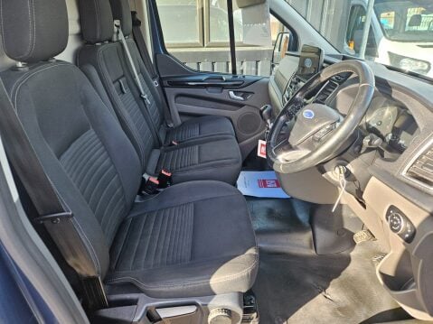 Ford Transit Custom 300 LIMITED P/V ECOBLUE 7