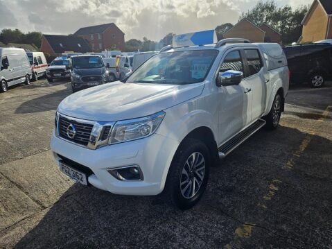 Nissan Navara DCI TEKNA 4X4 SHR DCB 3