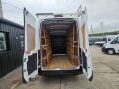 Ford Transit 9