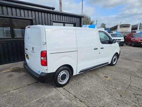 Peugeot Expert BLUE HDI PROFESSIONAL STANDARD 6
