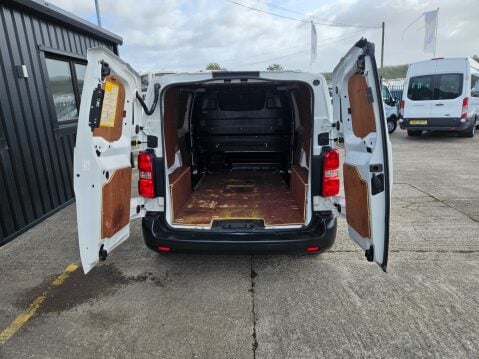 Peugeot Expert BLUE HDI PROFESSIONAL STANDARD 9