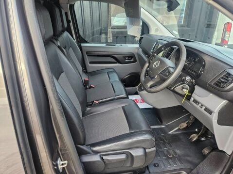Vauxhall Vivaro L1H1 2700 SPORTIVE S/S 7