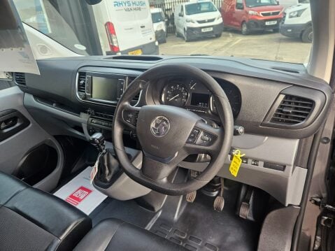 Vauxhall Vivaro L1H1 2700 SPORTIVE S/S 8