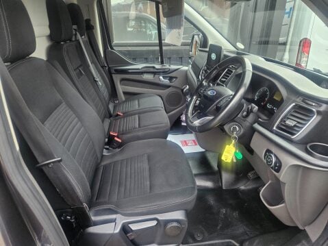 Ford Transit Custom 300 LIMITED P/V ECOBLUE 7