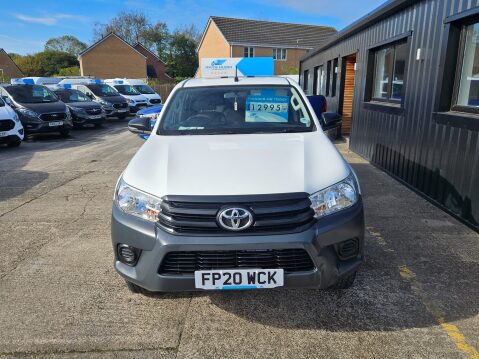 Toyota Hilux ACTIVE 4WD D-4D DCB 2