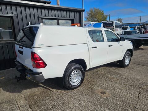 Toyota Hilux ACTIVE 4WD D-4D DCB 7