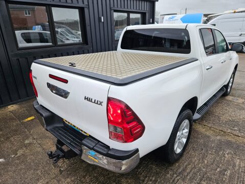 Toyota Hilux ICON 4WD D-4D DCB 6