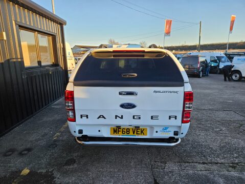 Ford Ranger XLT 4X4 DCB TDCI 5