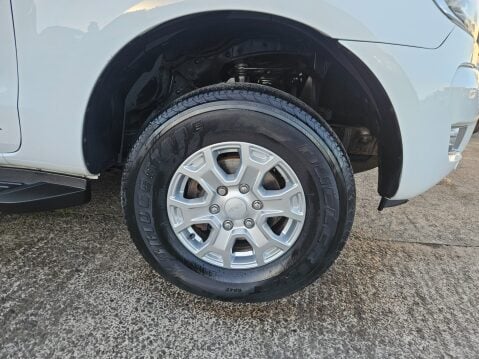 Ford Ranger XLT 4X4 DCB TDCI 9