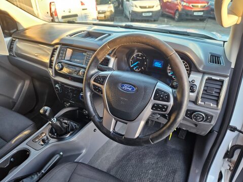 Ford Ranger XLT 4X4 DCB TDCI 8