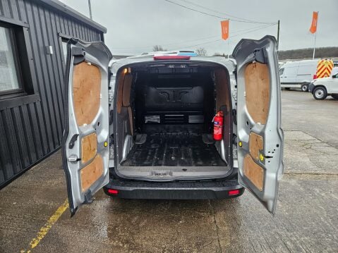 Ford Transit Connect 200 LIMITED TDCI 9
