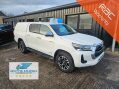 Toyota Hilux INVINCIBLE 4WD D-4D DCB 1