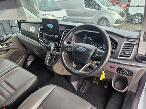 Ford Tourneo Custom 320 TITANIUM L2 ECOBLUE 8