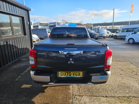 Mitsubishi L200 DI-D WARRIOR DCB 5