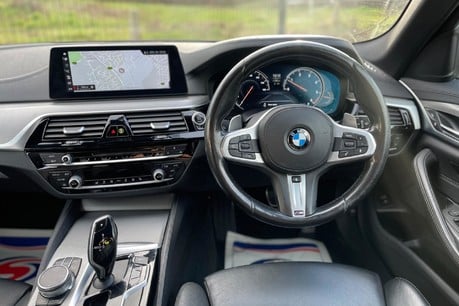 BMW 5 Series 2.0 520d M Sport Touring Auto Euro 6 (s/s) 5dr Image 22