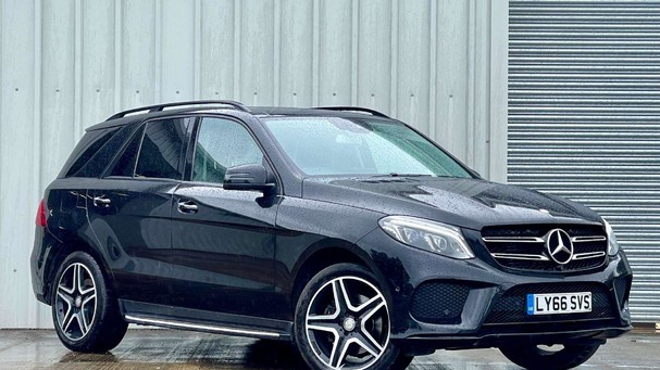 Mercedes-Benz GLE 3.0 GLE 350 D 4Matic AMG Line Premium+ Auto 4WD 5dr Service History