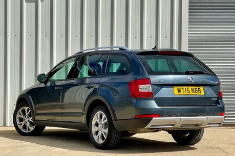 Skoda Octavia 2.0 Octavia Scout TDI CR 4x4 4WD 5dr 5