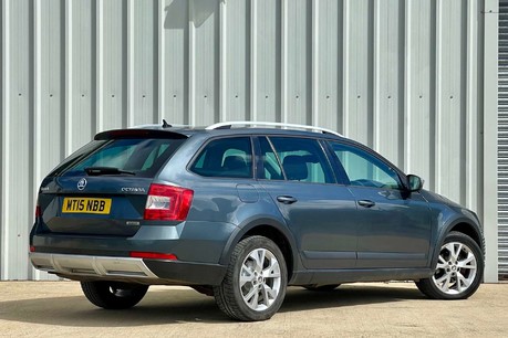 Skoda Octavia 2.0 Octavia Scout TDI CR 4x4 4WD 5dr 7