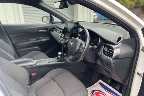 Toyota C-HR 1.8 C-HR Icon HEV CVT 5dr 17