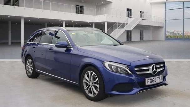 Mercedes-Benz C Class 1.6 C200 D Sport Premium Auto 5dr Service History