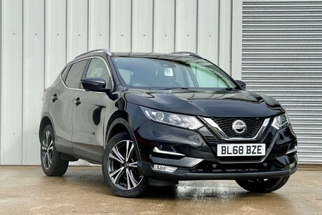 Nissan Qashqai 1.5 dCi N-Connecta SUV 5dr Diesel Manual Euro 6 (s/s) (115 ps)