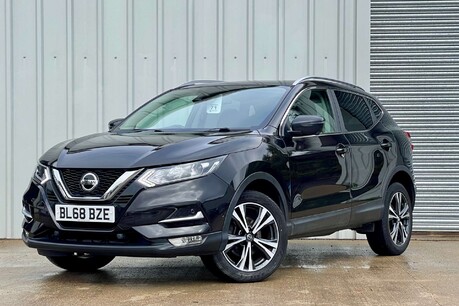 Nissan Qashqai 1.5 dCi N-Connecta SUV 5dr Diesel Manual Euro 6 (s/s) (115 ps) 3