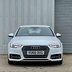 Audi A4 2.0 TDI ultra S line Saloon 4dr Diesel S Tronic Euro 6 (s/s) (190 ps) 2