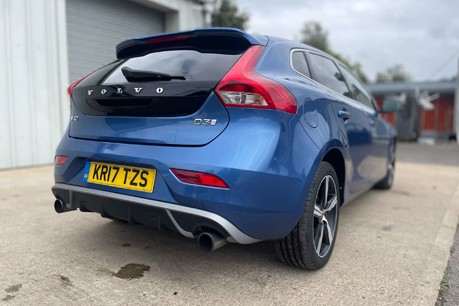 Volvo V40 2.0 V40 R-Design Nav+ D3 5dr 10