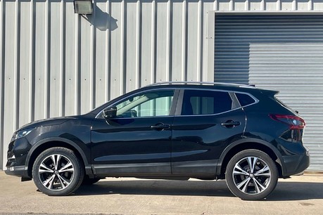 Nissan Qashqai 1.6 Qashqai N-Connecta dCi 5dr 4