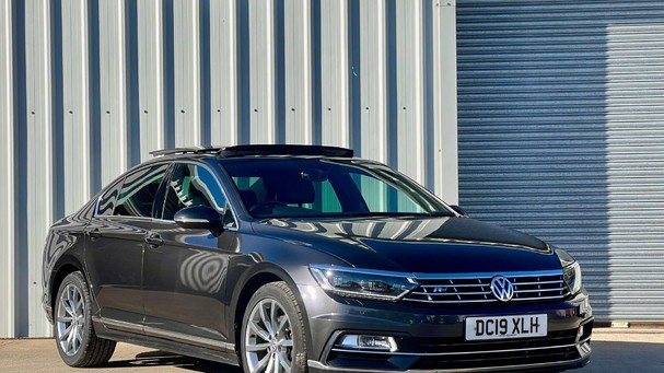 Volkswagen Passat 1.5 TSI EVO R-Line Saloon 4dr Petrol DSG Euro 6 (s/s) (150 ps) Service History