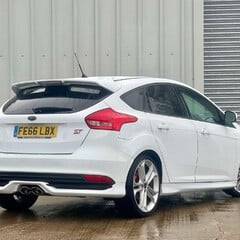 Ford Focus 2.0 TDCi ST-2 Hatchback 5dr Diesel Manual Euro 6 (s/s) (185 ps) 7