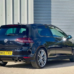 Volkswagen Golf 2.0 Golf R DSG 4WD 3dr 7