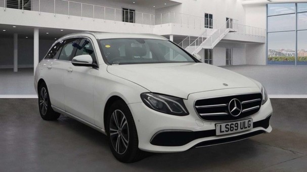 Mercedes-Benz E Class 2.0 E220d SE Estate 5dr Diesel G-Tronic+ Euro 6 (s/s) (194 ps) Service History