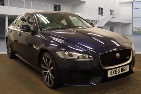 Jaguar XF 3.0d V6 S Saloon 4dr Diesel Auto Euro 6 (s/s) (300 ps)