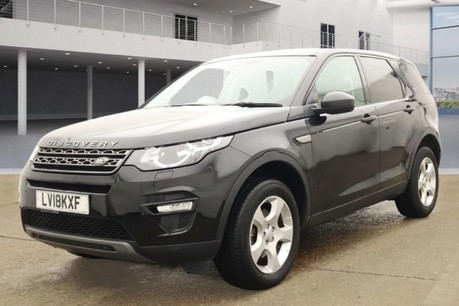 Land Rover Discovery Sport 2.0 eD4 SE Tech SUV 5dr Diesel Manual Euro 6 (s/s) (5 Seat) (150 ps) 3