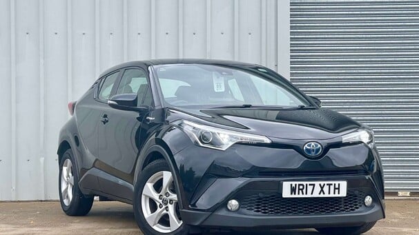 Toyota C-HR 1.8 VVT-h Icon SUV 5dr Petrol Hybrid CVT Euro 6 (s/s) (122 ps) Service History