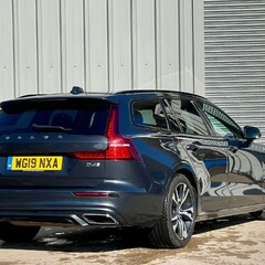 Volvo V60 2.0 D4 R-Design Estate 5dr Diesel Auto Euro 6 (s/s) (190 ps) 7