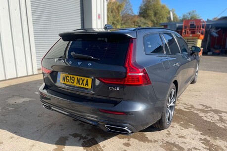 Volvo V60 2.0 D4 R-Design Estate 5dr Diesel Auto Euro 6 (s/s) (190 ps) 10