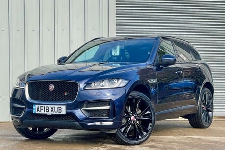 Jaguar F-Pace 2.0 P250i R-Sport SUV 5dr Petrol Auto AWD Euro 6 (s/s) (250 ps) 3