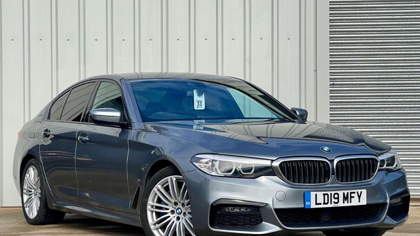 BMW 5 Series 2.0 530e 9.2kWh M Sport Saloon 4dr Petrol Plug-in Hybrid Auto Euro 6 (s/s)  Service History