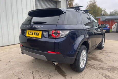 Land Rover Discovery Sport 2.0 TD4 SE Tech SUV 5dr Diesel Auto 4WD Euro 6 (s/s) (180 ps) 10