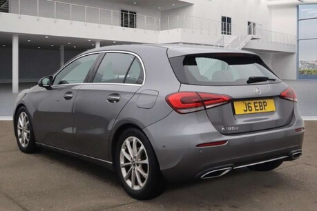 Mercedes-Benz A Class 1.5 A180d Sport (Executive) Hatchback 5dr Diesel 7G-DCT Euro 6 (s/s) (116 p 5