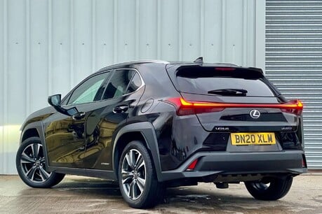 Lexus Ux 2.0 250h SUV 5dr Petrol Hybrid E-CVT E-FOUR Euro 6 (s/s) (184 ps) 5