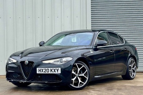 Alfa Romeo Giulia 2.0T Lusso Ti Saloon 4dr Petrol Auto Euro 6 (s/s) (200 ps) 3