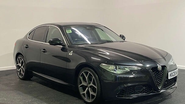 Alfa Romeo Giulia 2.0T Lusso Ti Saloon 4dr Petrol Auto Euro 6 (s/s) (200 ps) Service History