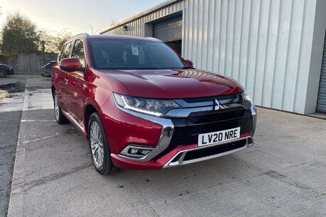 Mitsubishi Outlander 2.4h TwinMotor 13.8kWh Exceed SUV 5dr Petrol Plug-in Hybrid CVT 4WD Euro 6  9