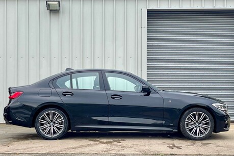 BMW 3 Series 2.0 330e 12kWh M Sport Saloon 4dr Petrol Plug-in Hybrid Auto Euro 6 (s/s) ( 8