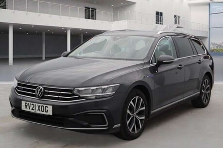 Volkswagen Passat 1.4 TSI 13kWh GTE Estate 5dr Petrol Plug-in Hybrid DSG Euro 6 (s/s) (218 ps 3